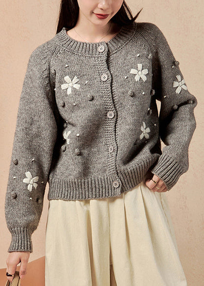 Gracefully Styled Cardigan for Any Occasion