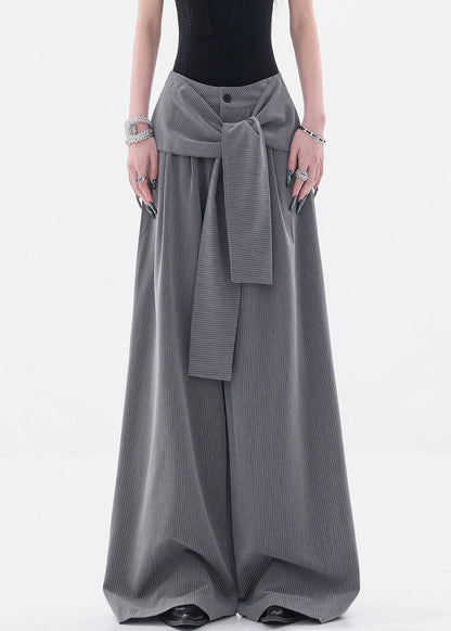Classic Vintage Pants with a Flattering Fit