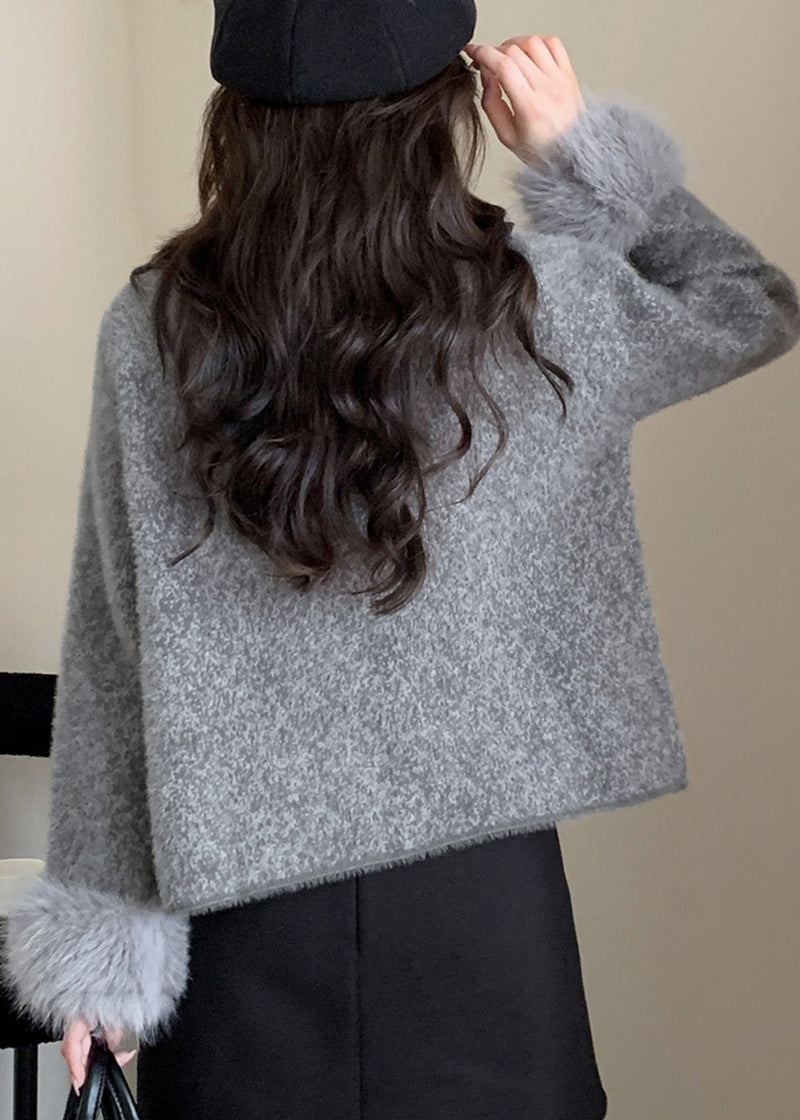 Effortlessly Elegant Coat with a Timeless Design