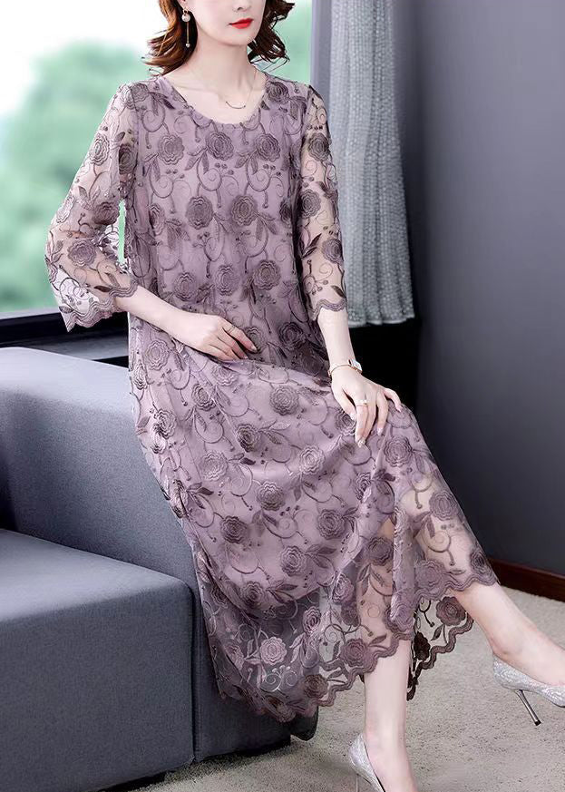 Classic Vintage Dress with a Flattering Fit