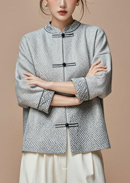 Effortlessly Elegant Coat with a Timeless Design