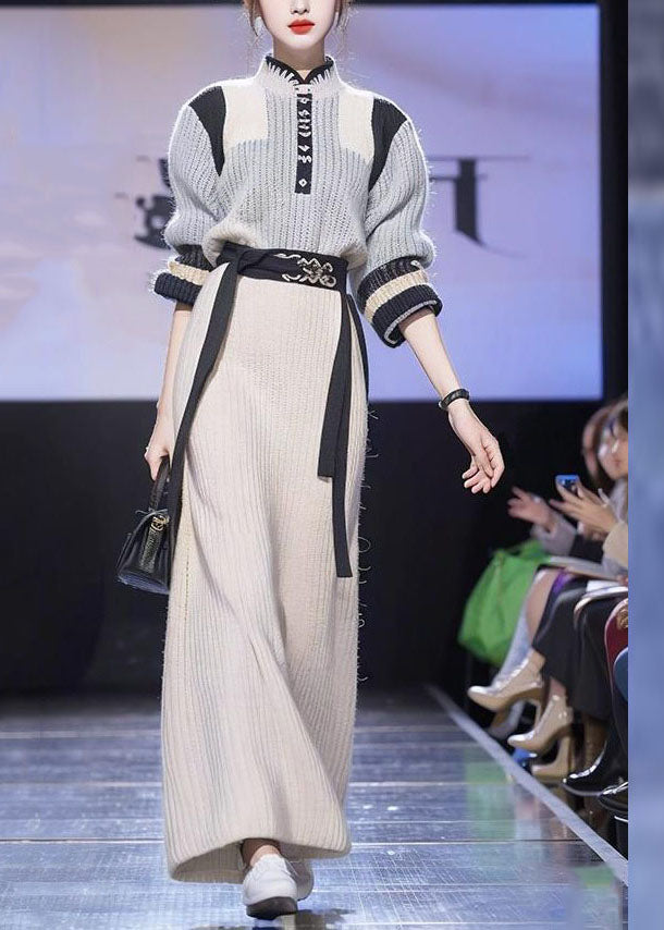 Gracefully Styled Sweater for Any Occasion