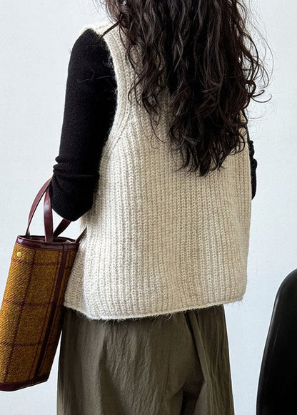 Sophisticated Garment with a Clean Classic Look