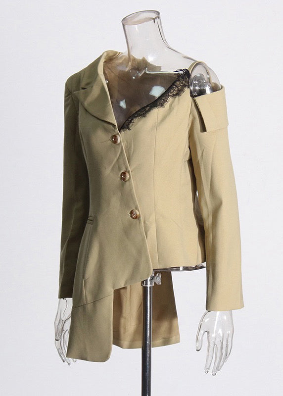 A Vintage Style Coat with Delicate Timeless Details