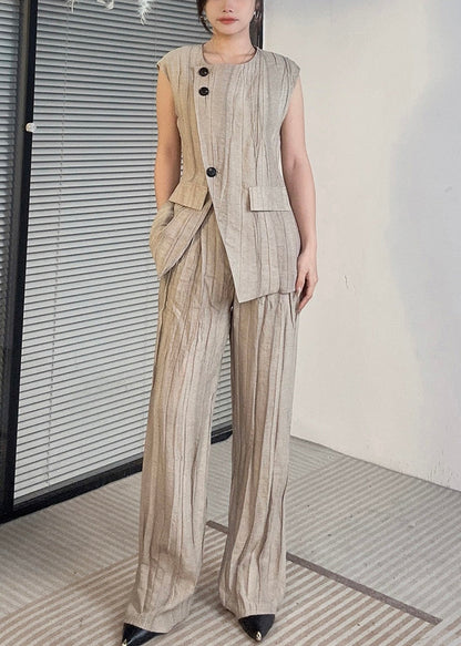 Gracefully Styled Garment for Any Occasion