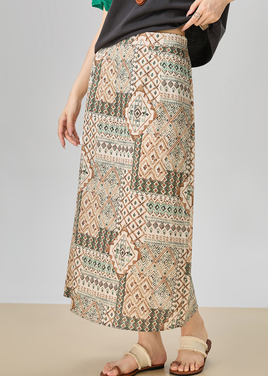 Sophisticated Dress with a Clean Classic Look