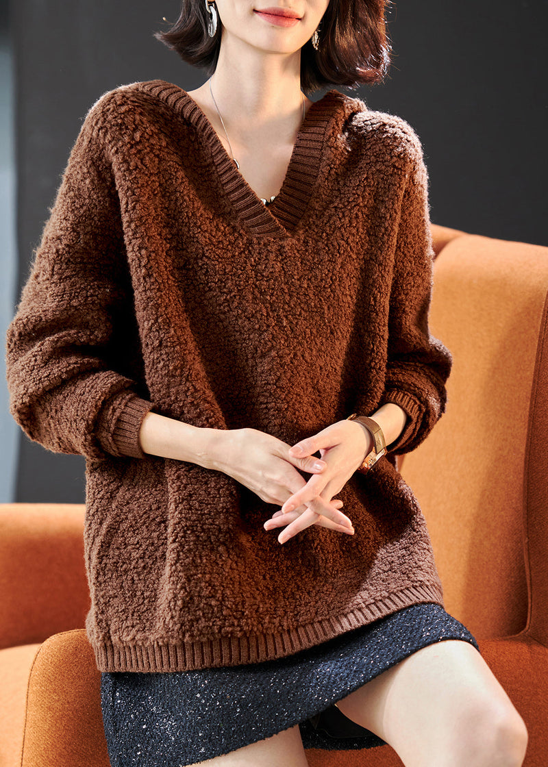 Beautifully Finished Sweater in a Timeless Design