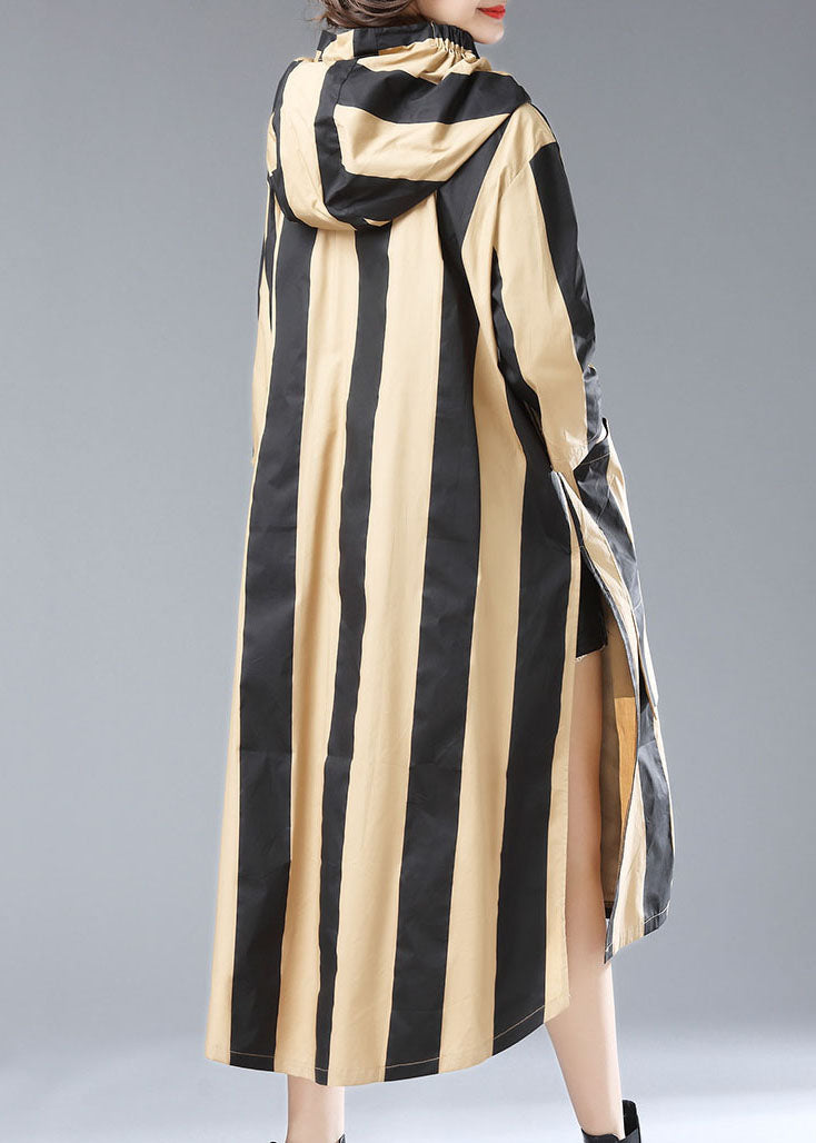 Effortlessly Elegant Coat with a Timeless Design