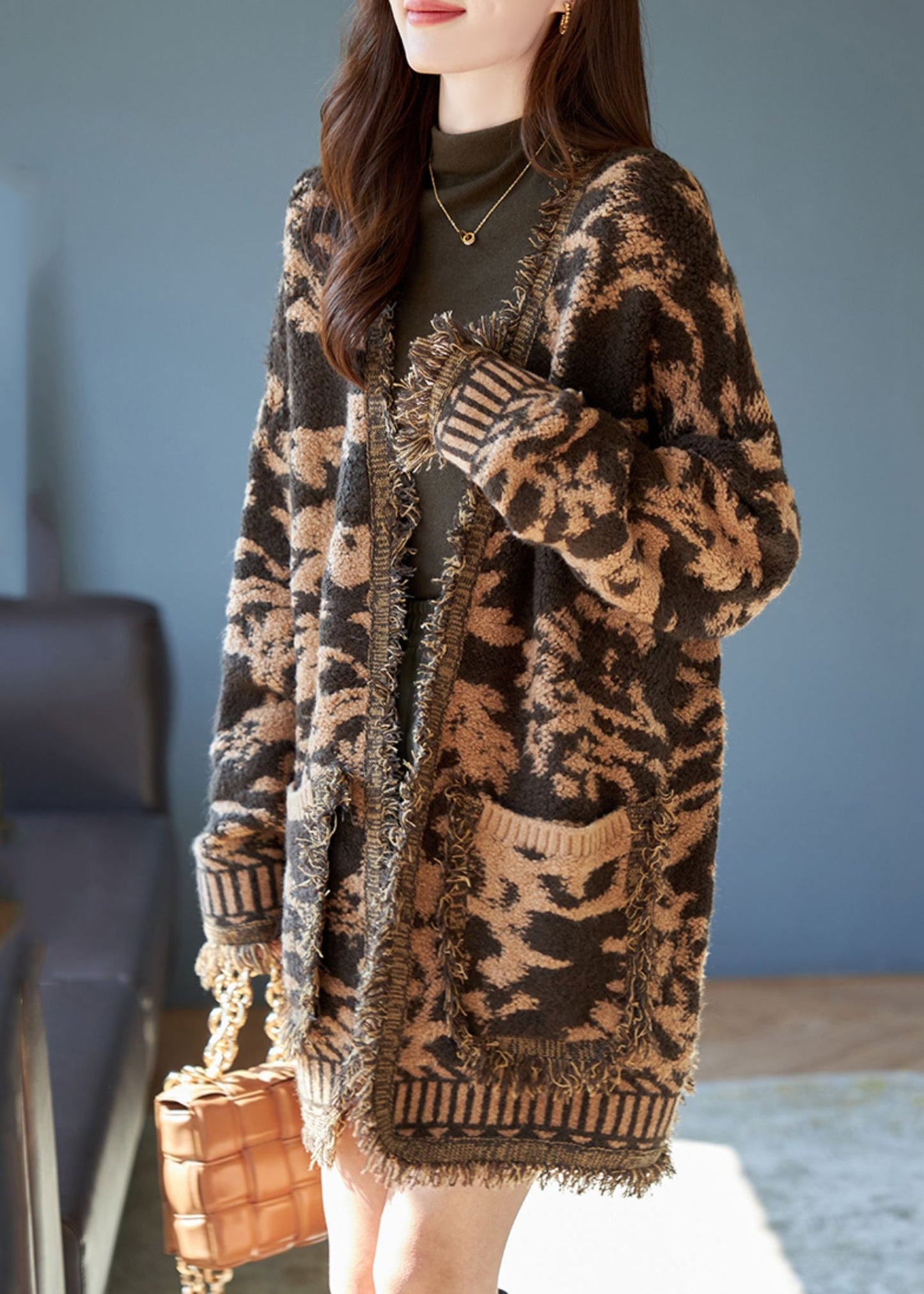 Elegantly Styled Cardigan for Everyday Wear