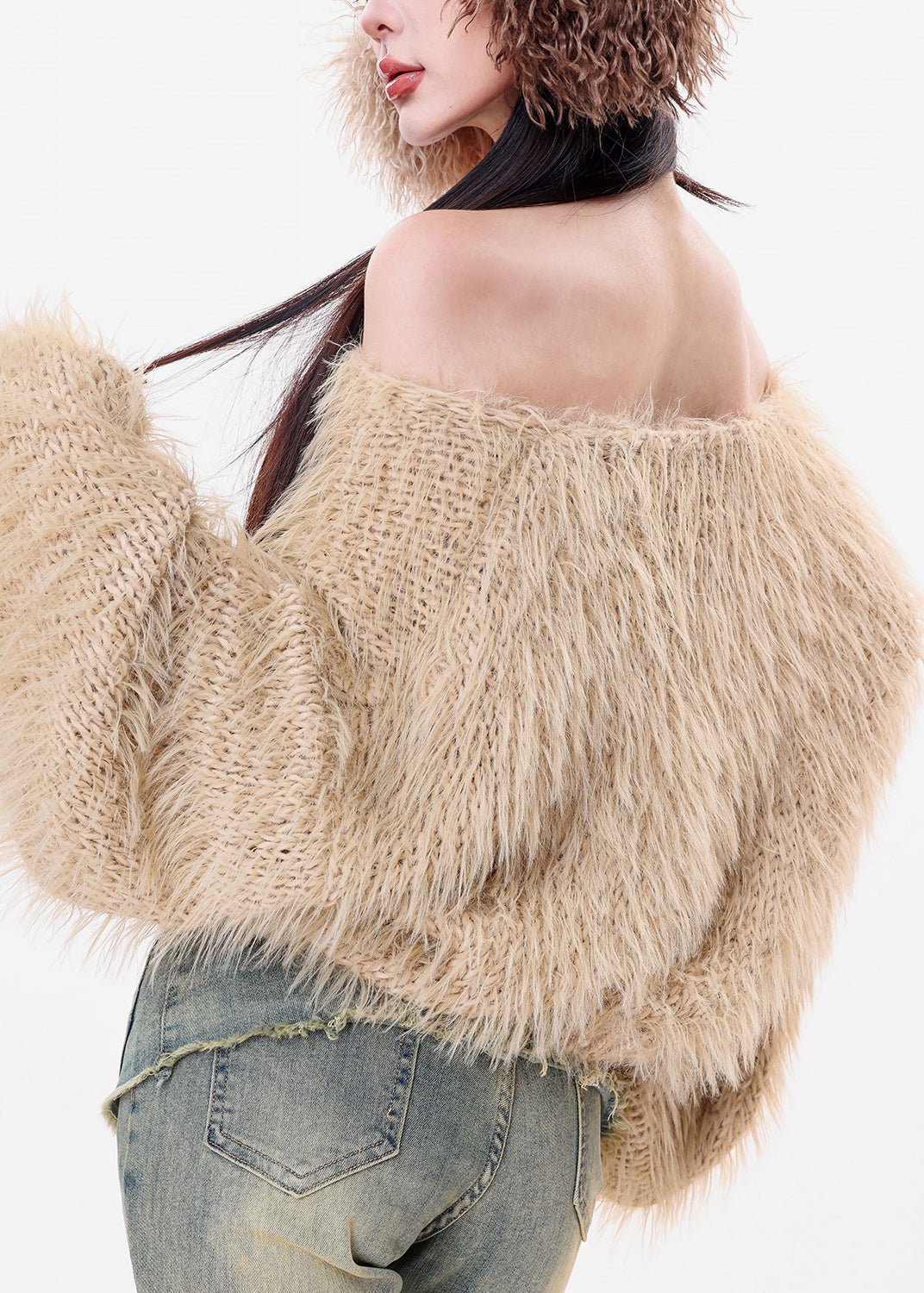 Beautifully Finished Sweater in a Timeless Design