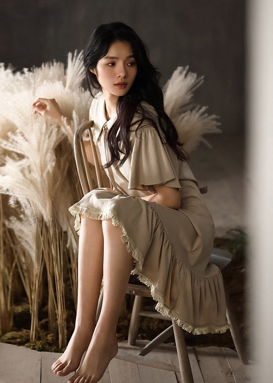 Beautifully Finished Dress in a Timeless Design