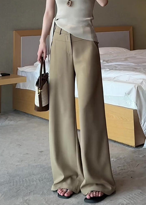 Effortlessly Elegant Pants with a Timeless Design