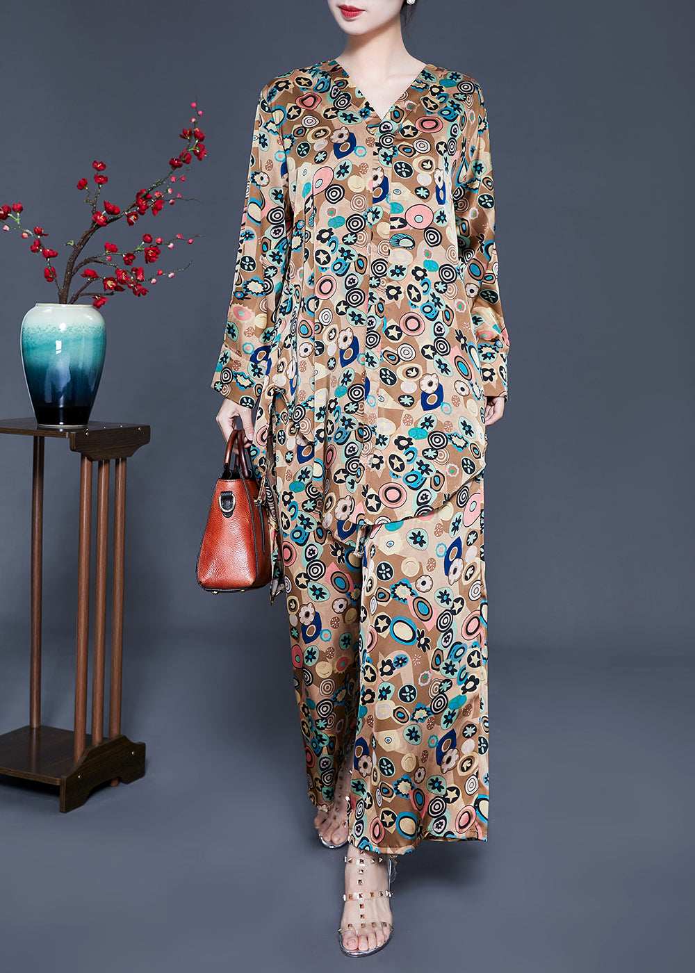 Beautifully Finished Garment in a Timeless Design