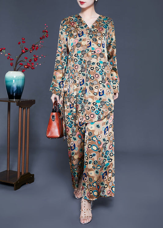 Beautifully Finished Garment in a Timeless Design
