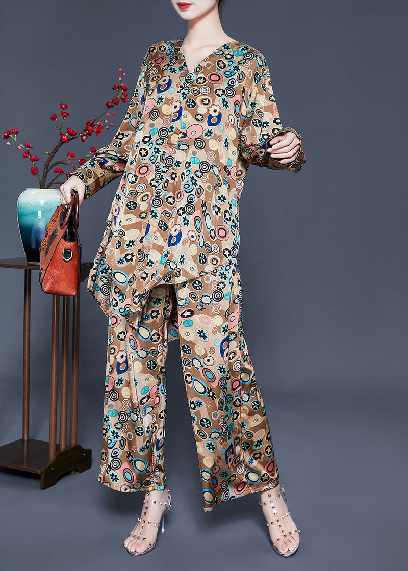 Beautifully Finished Garment in a Timeless Design