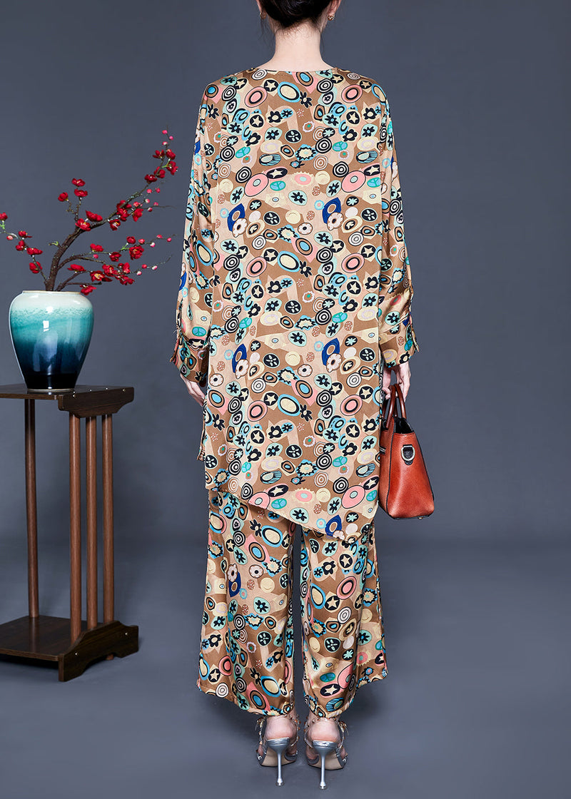Beautifully Finished Garment in a Timeless Design