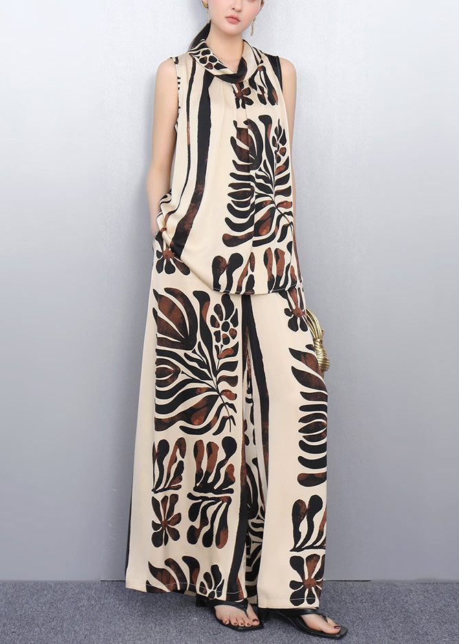 Effortlessly Elegant Garment with a Timeless Design