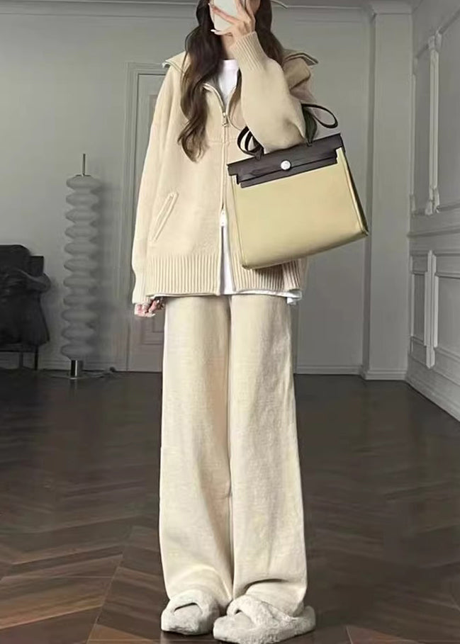 Sophisticated Garment with a Clean Classic Look