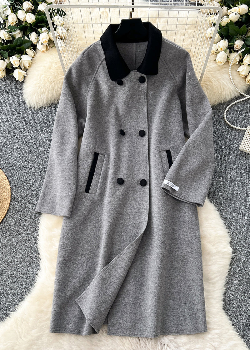 Elegantly Styled Coat for Everyday Wear