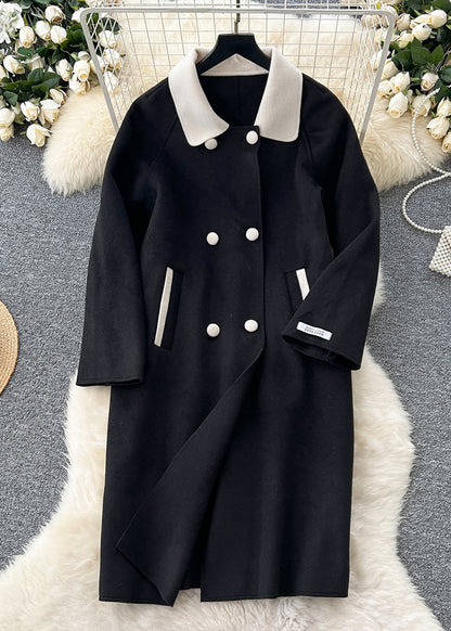 Elegantly Styled Coat for Everyday Wear