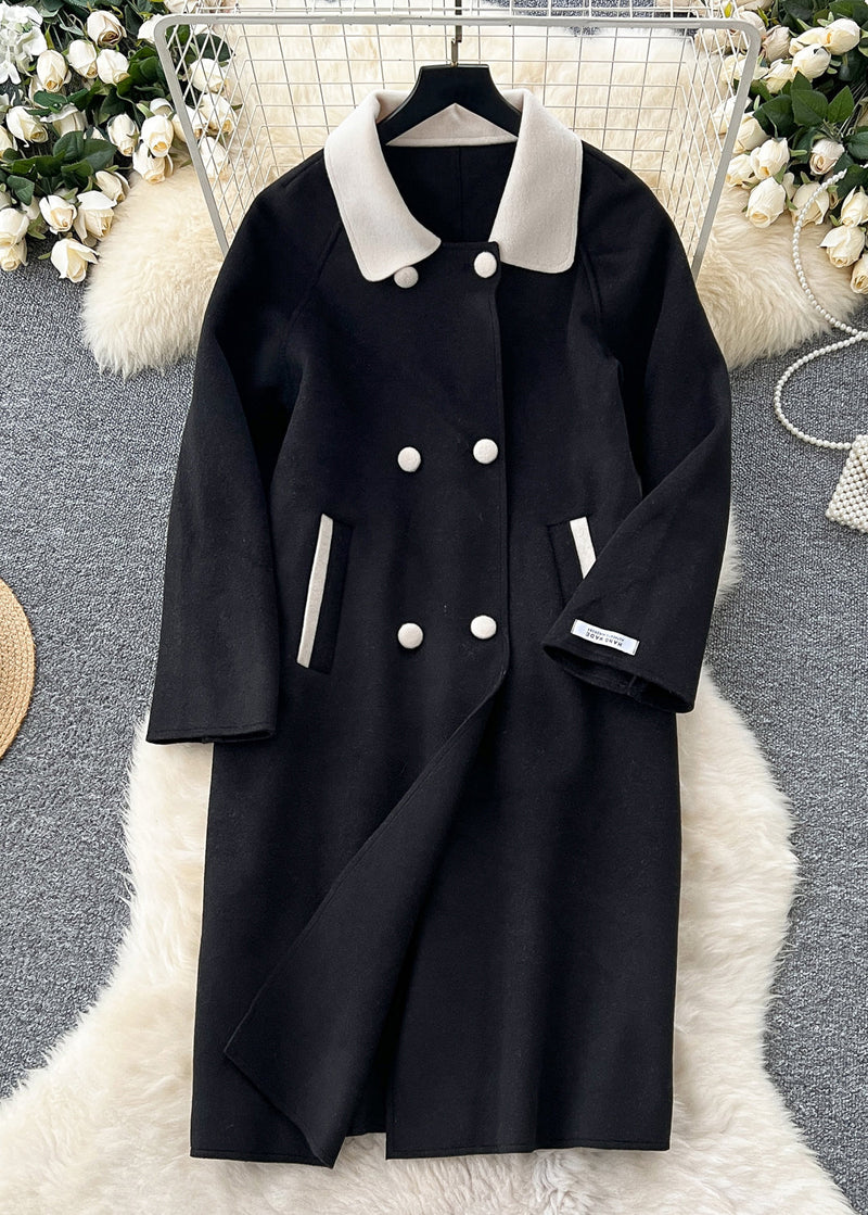 Elegantly Styled Coat for Everyday Wear