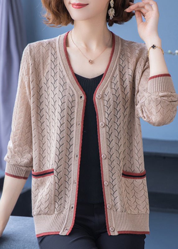 Effortlessly Elegant Cardigan with a Timeless Design