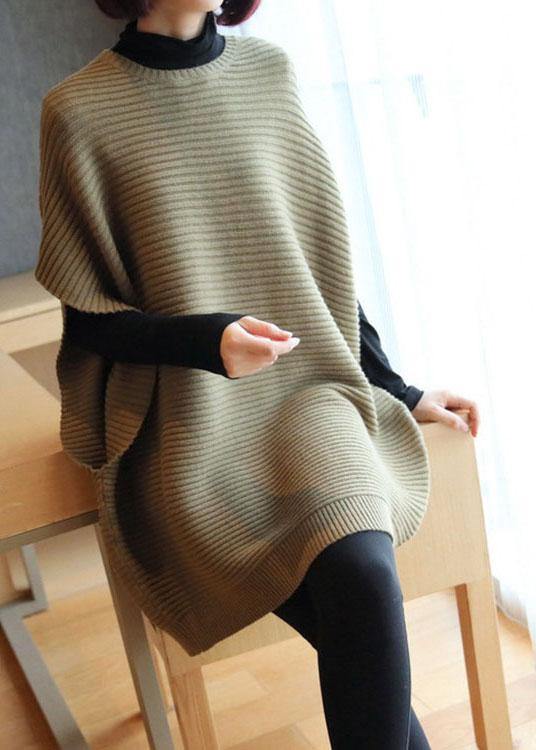 Sophisticated Garment with a Clean Classic Look
