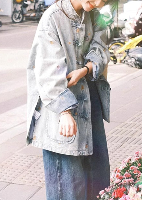Classic Vintage Coat with a Flattering Fit