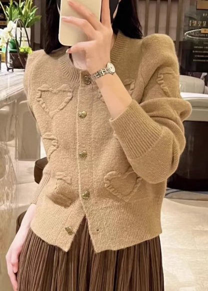 Elegantly Styled Cardigan for Everyday Wear