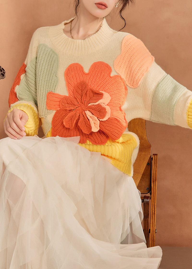 Effortlessly Elegant Sweater with a Timeless Design
