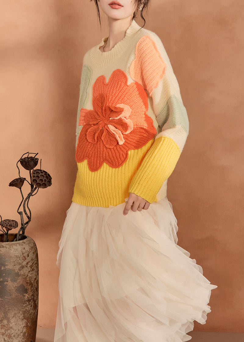 Effortlessly Elegant Sweater with a Timeless Design