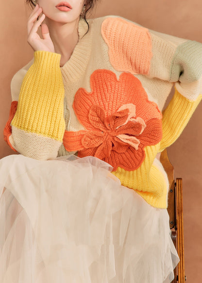 Effortlessly Elegant Sweater with a Timeless Design
