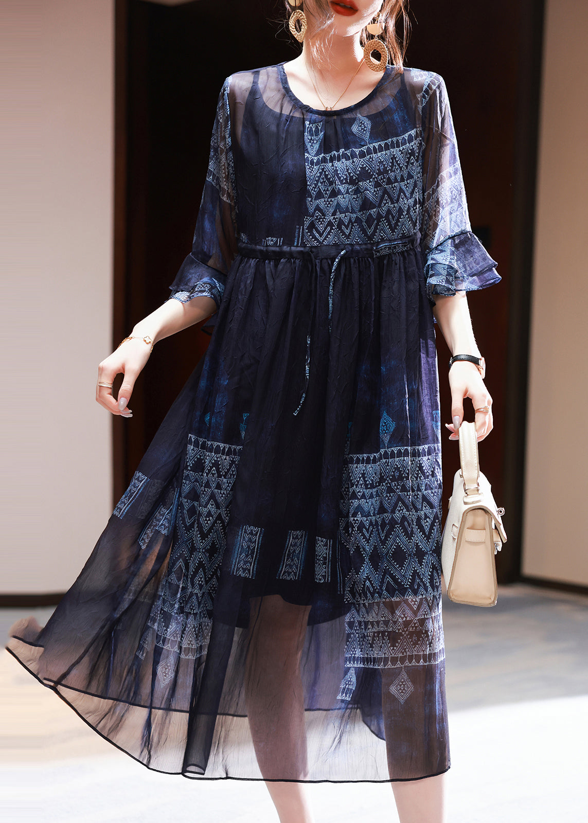 Sophisticated Dress with a Clean Classic Look