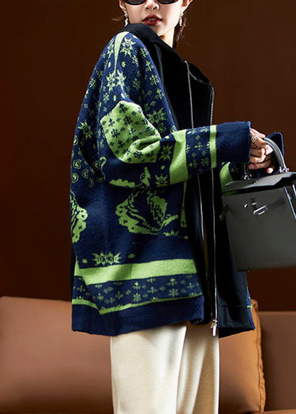 Effortlessly Elegant Coat with a Timeless Design