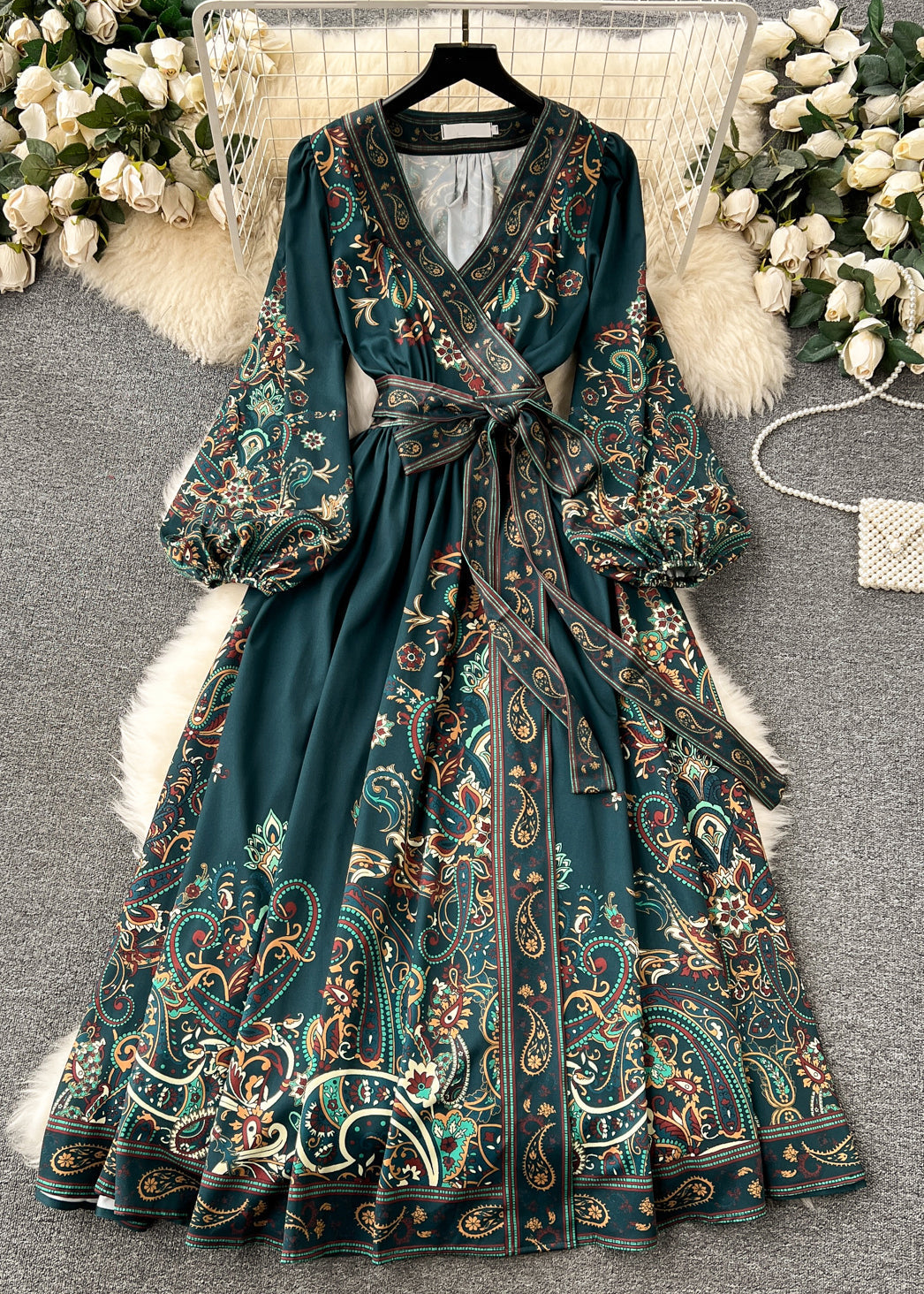 Beautifully Finished Dress in a Timeless Design