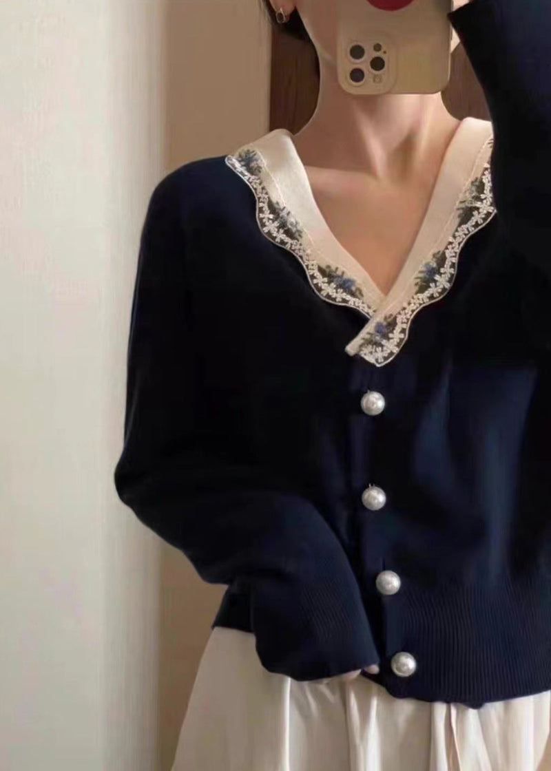 Effortlessly Elegant Coat with a Timeless Design
