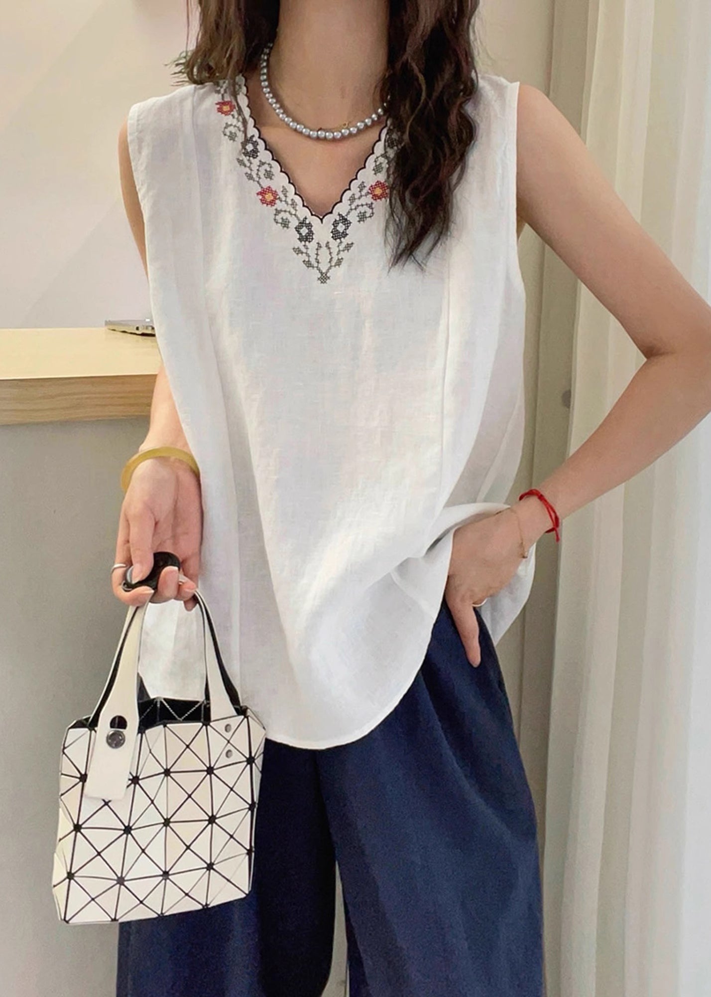 Effortlessly Elegant Top with a Timeless Design