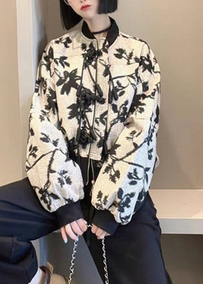 Sophisticated Coat with a Clean Classic Look