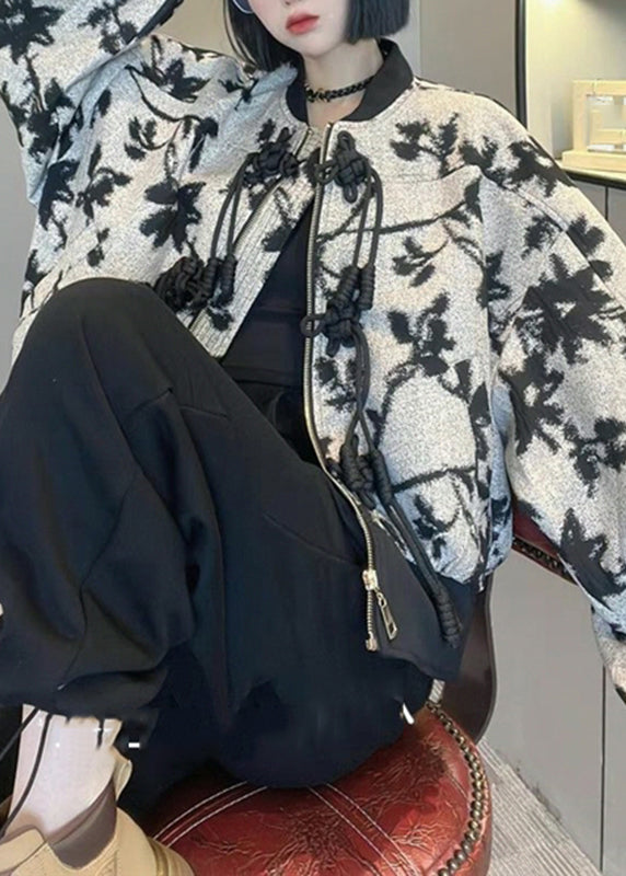 Sophisticated Coat with a Clean Classic Look