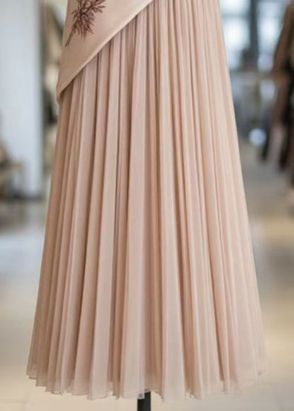 Well Tailored Garment with a Graceful Silhouette