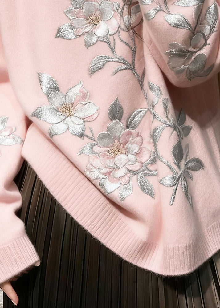 Classic Vintage Sweater with a Flattering Fit