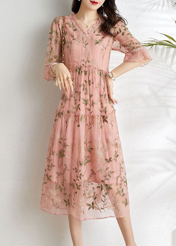 Beautifully Crafted Dress in a Classic Style