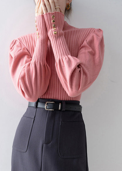 Classic Vintage Sweater with a Flattering Fit