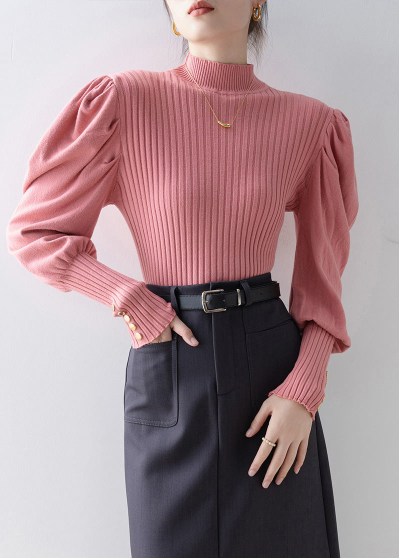 Classic Vintage Sweater with a Flattering Fit
