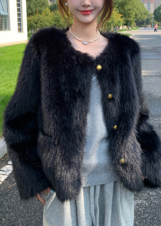 Classic Vintage Coat with a Flattering Fit