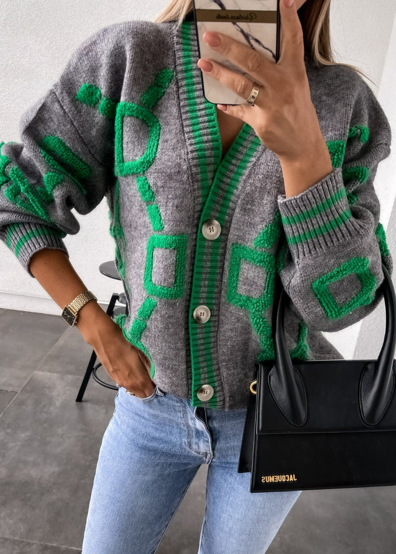 Gracefully Styled Cardigan for Any Occasion