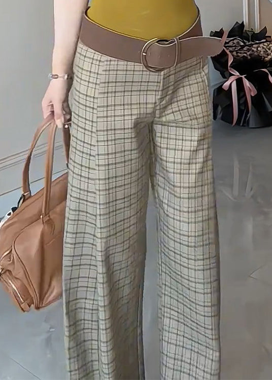 Classic Vintage Pants with a Flattering Fit