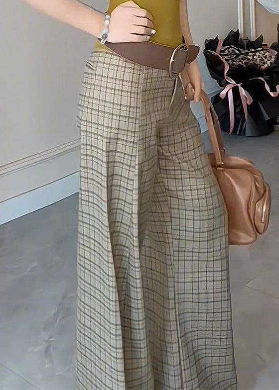 Classic Vintage Pants with a Flattering Fit