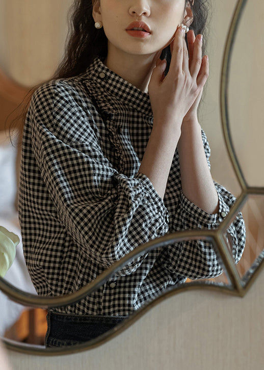 Effortlessly Elegant Shirt with a Timeless Design