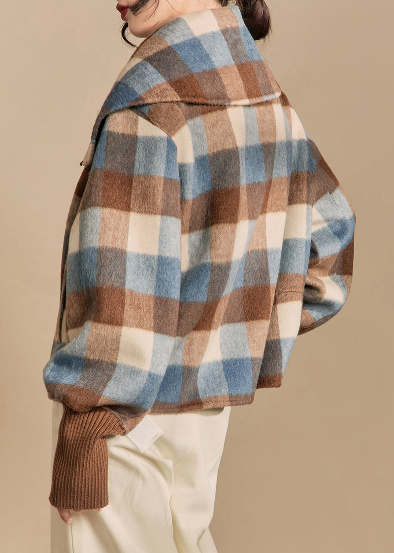 Beautifully Finished Coat in a Timeless Design